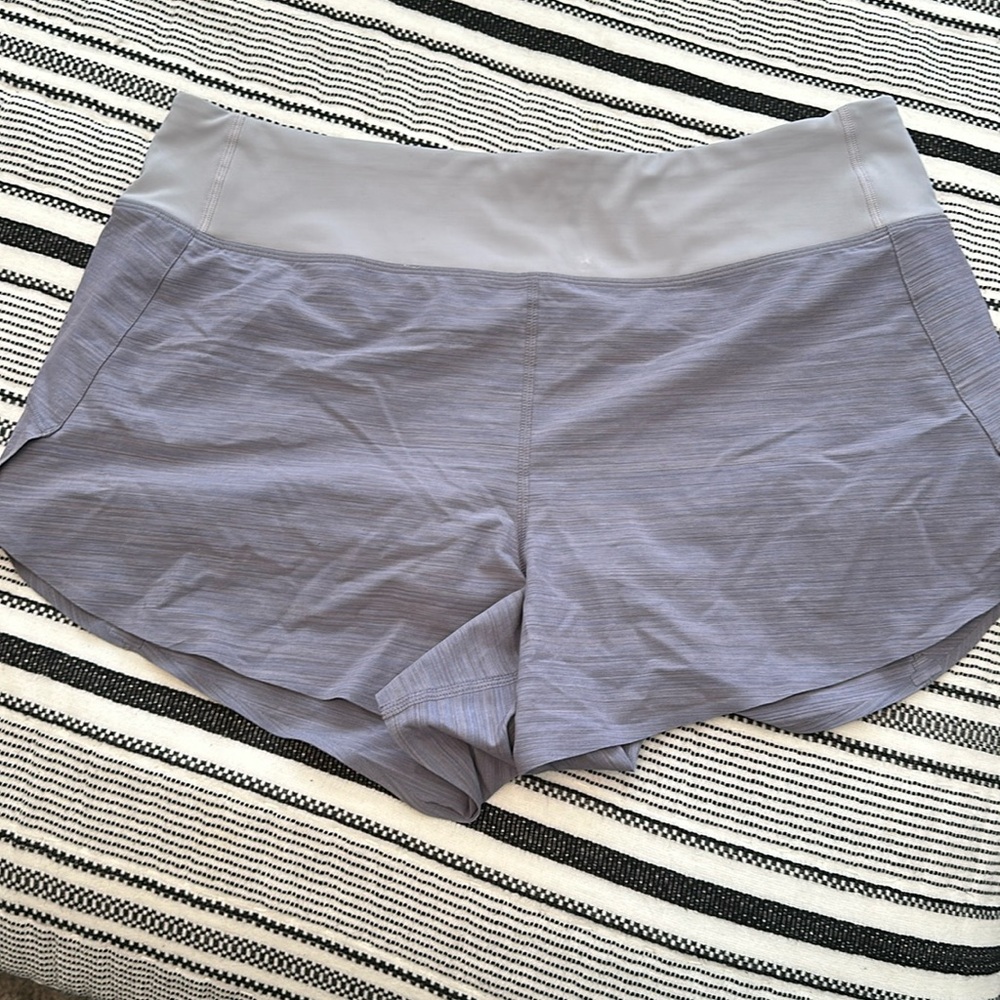 Athleta “Run with It” Textured 3.5 “ short